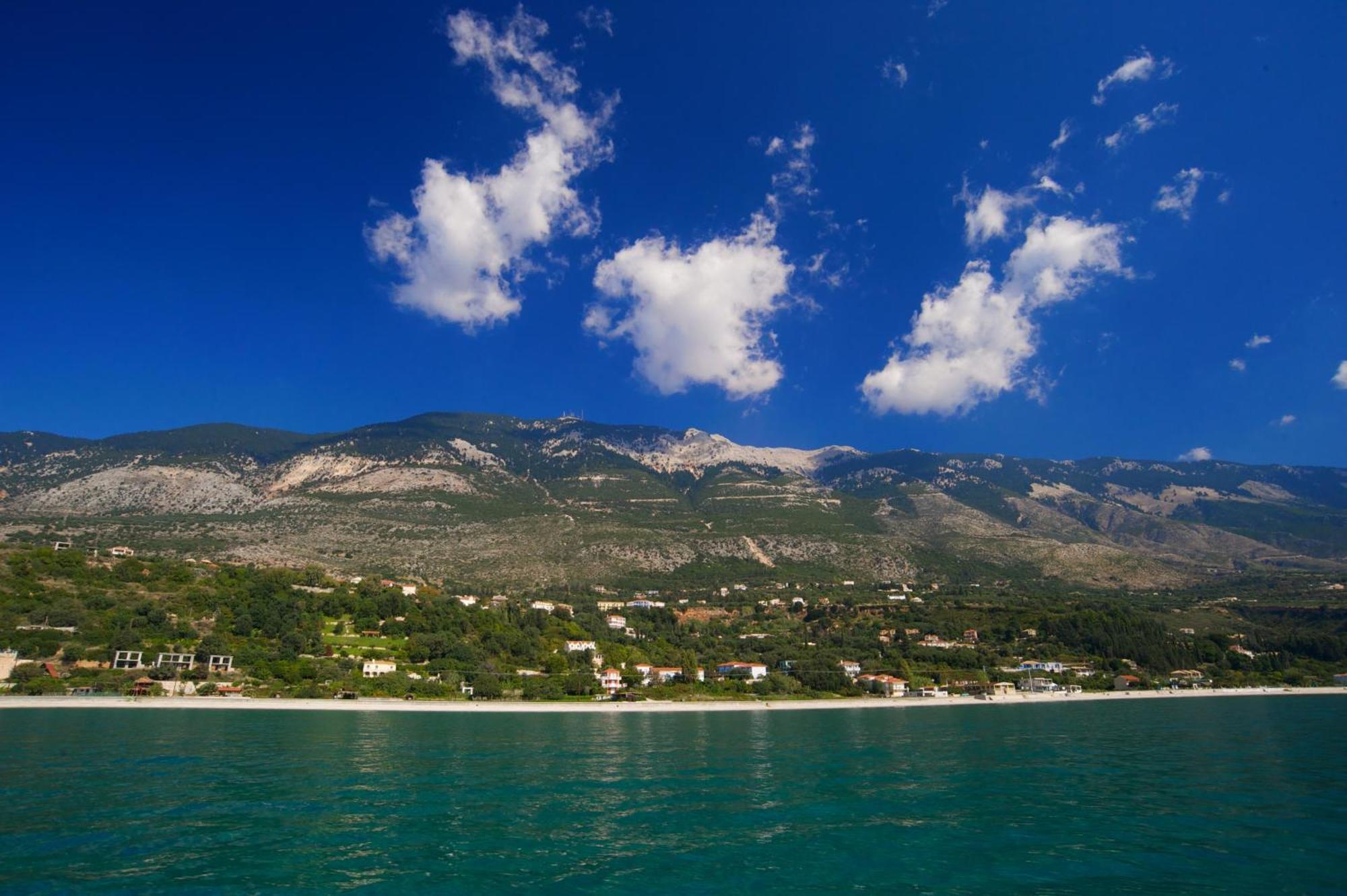 Eleftheria Apartments Vlachata Dış mekan fotoğraf
